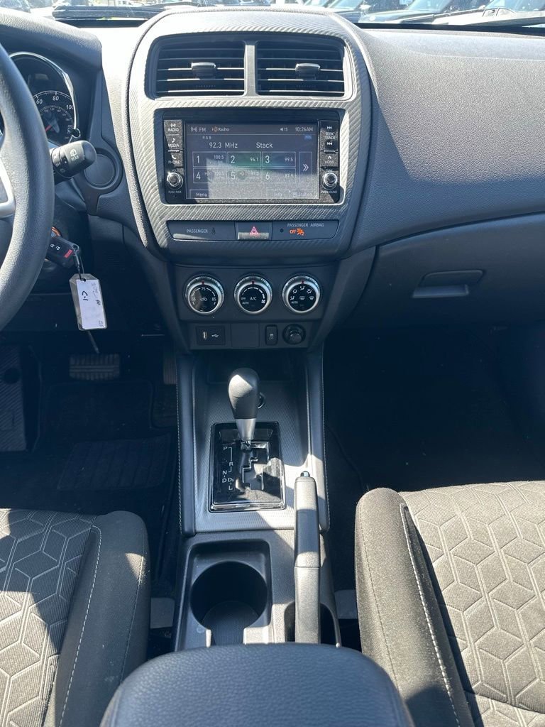 Used 2024 Mitsubishi Outlander Sport SE image 18