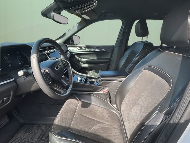 Certified 2023 Jeep Grand Cherokee Altitude image 18