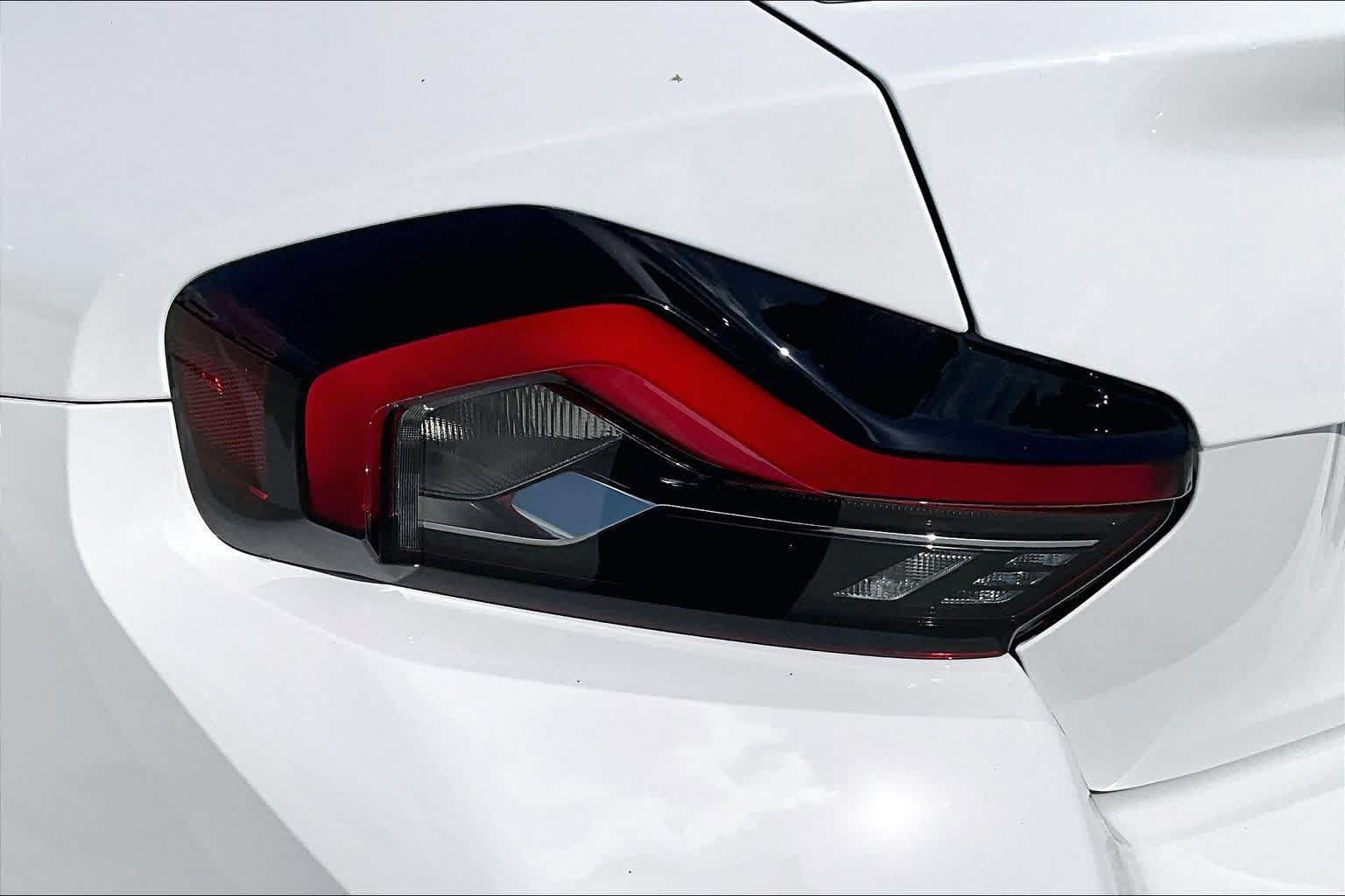 Used 2026 BMW M2 w/ Lighting Package RWD image 25