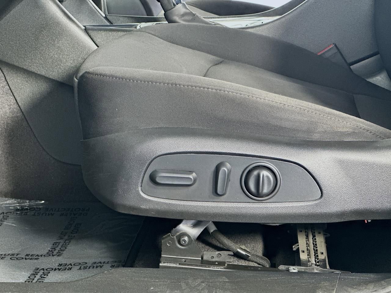 Used 2022 Chevrolet Malibu LT image 26