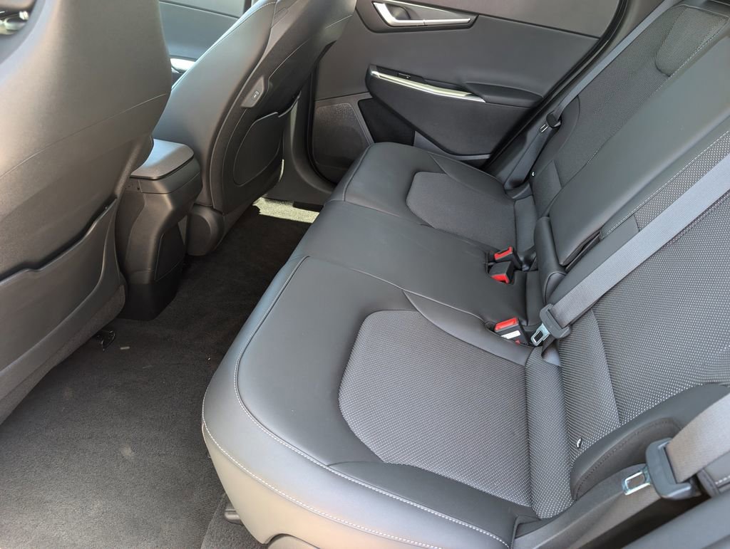 Certified 2024 Kia EV6 Light AWD/4WD image 19