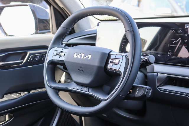 New 2026 Kia EV9 Wind AWD/4WD image 8