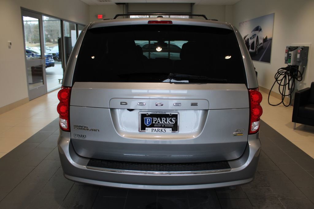 Used 2019 Dodge Grand Caravan SXT image 26