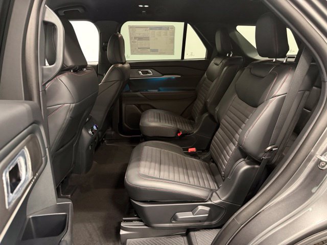 New 2026 Ford Explorer ST-Line w/ ST-Line Street Pack RWD image 23