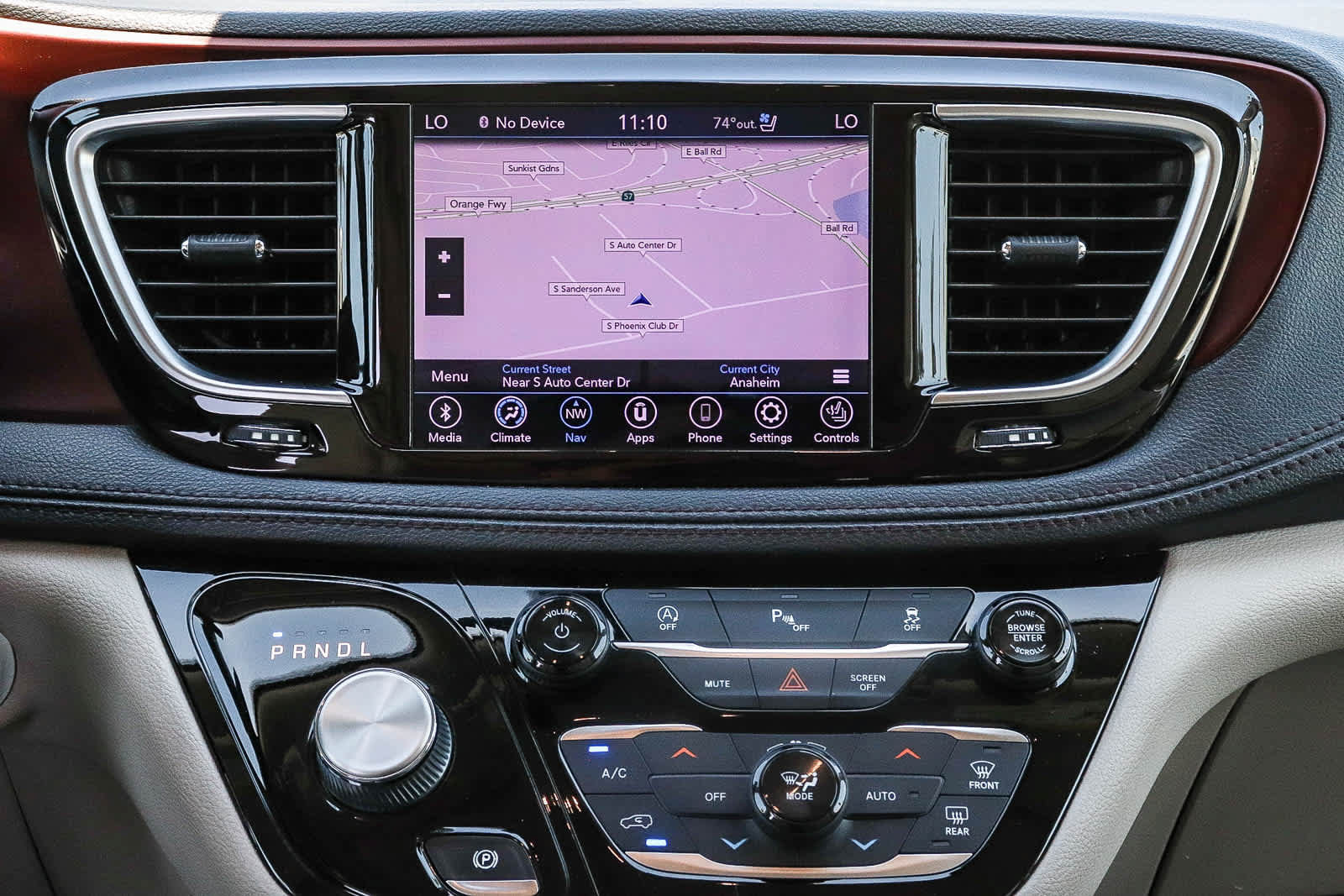 Used 2019 Chrysler Pacifica Limited FWD image 18