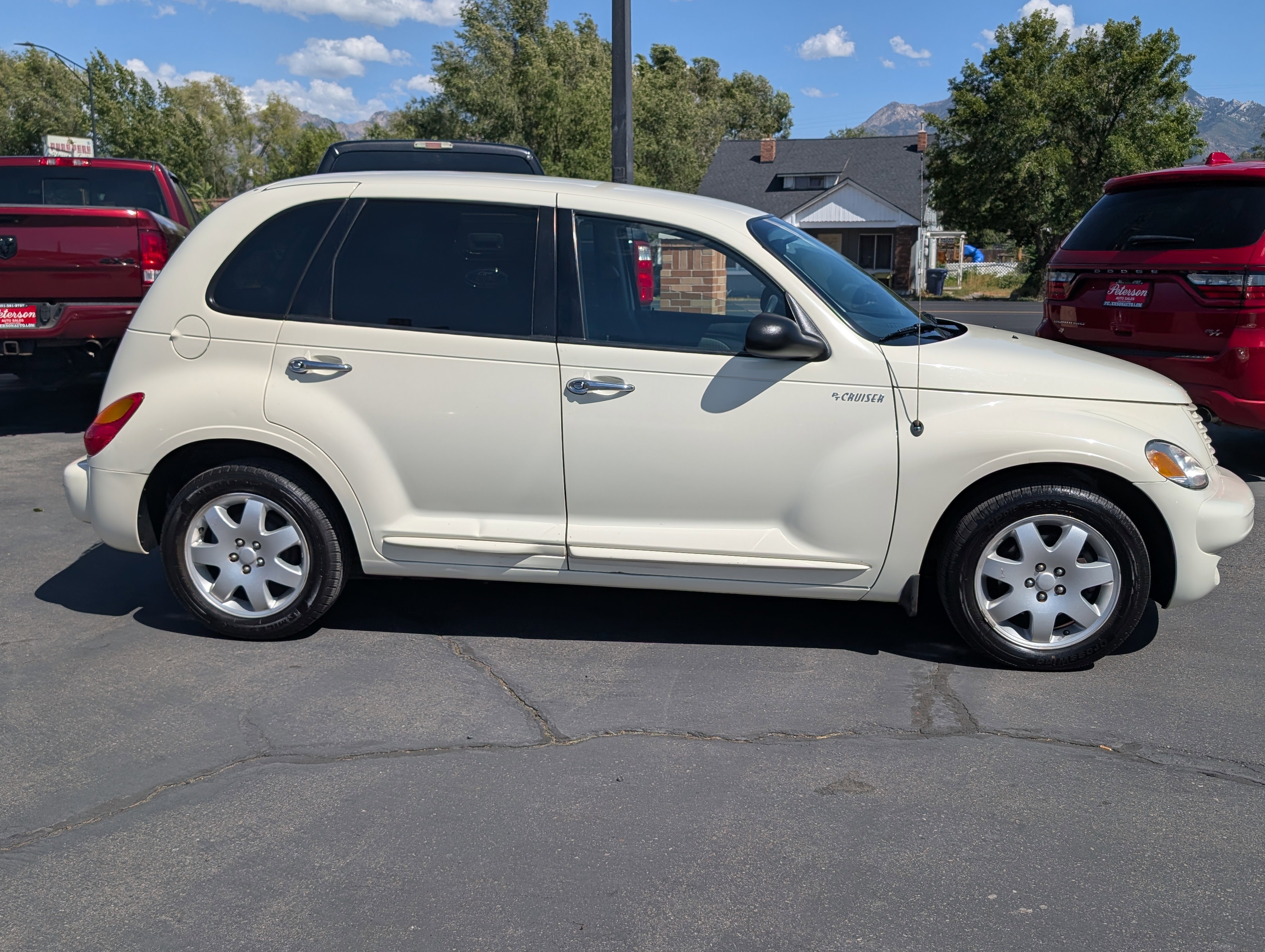Used 2005 Chrysler PT Cruiser Limited image 22