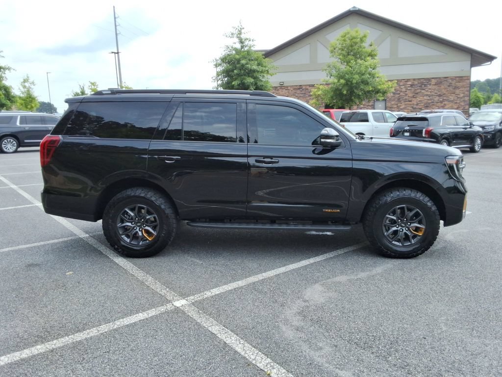 Used 2026 Ford Expedition Tremor AWD/4WD image 4