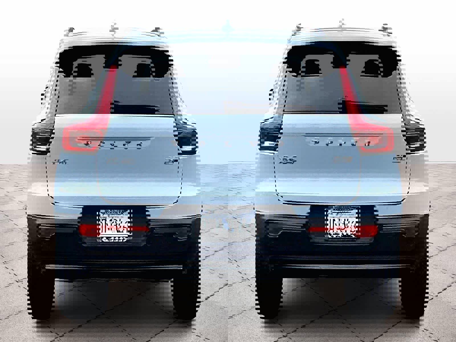 Used 2026 Volvo XC40 B5 Plus w/ Protection Package Premier image 6