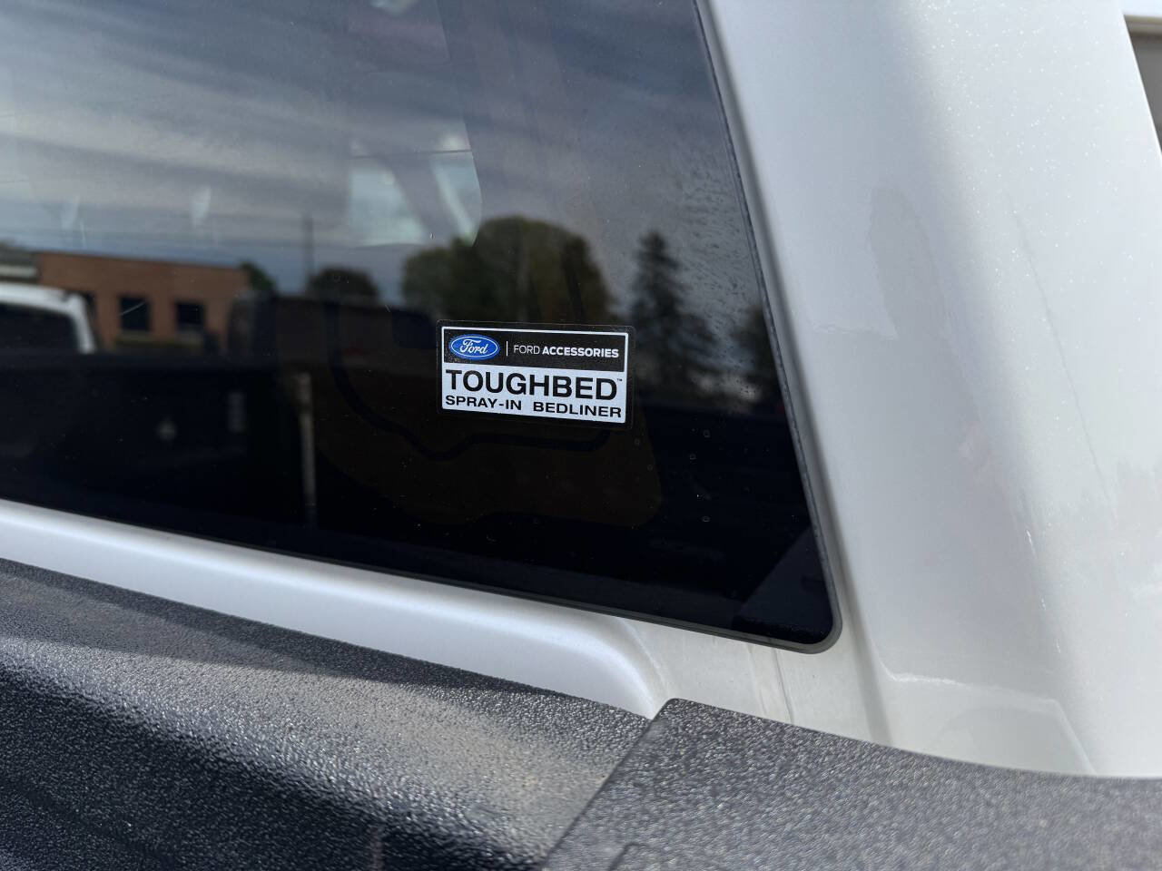 Used 2018 Ford F150 Lariat w/ Equipment Group 502A Luxury AWD/4WD image 19