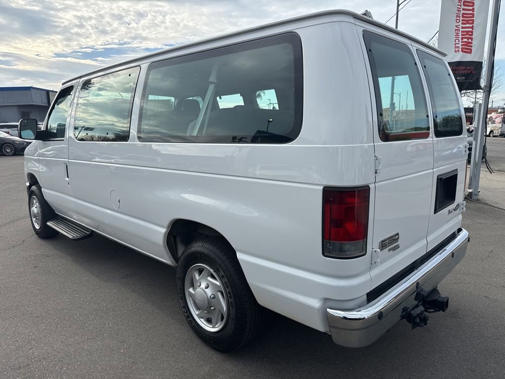 Used 2012 Ford E-150 and Econoline 150 XLT image 3