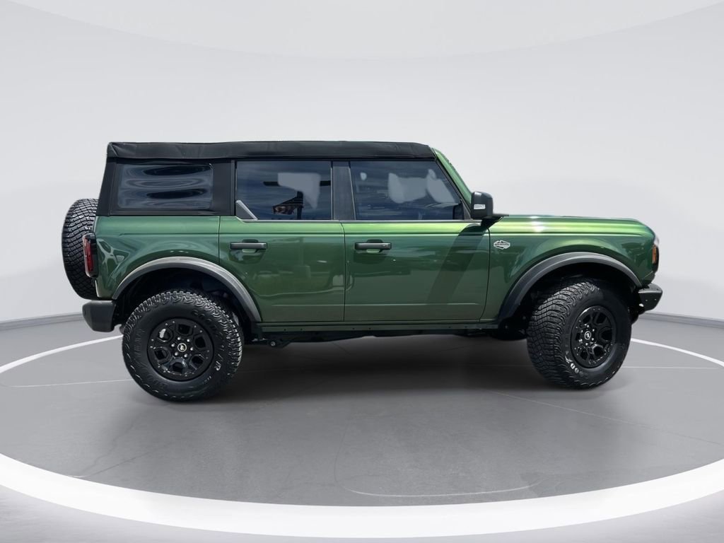 Used 2024 Ford Bronco Wildtrak image 3