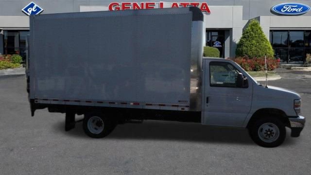 New 2025 Ford E-350 and Econoline 350 Super Duty w/ Driver's Safety Package image 5