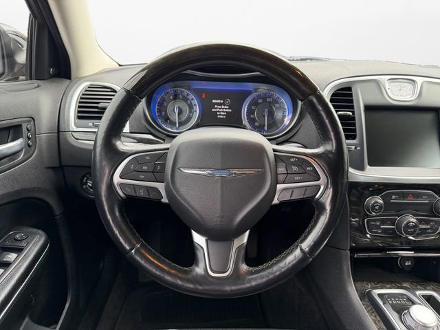 Used 2016 Chrysler 300 C image 12