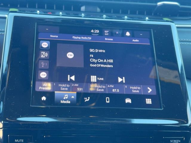 New 2026 Jeep Grand Cherokee L Laredo image 23