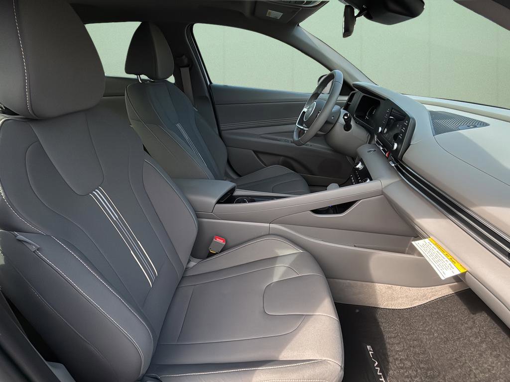 Certified 2026 Hyundai Elantra SEL Sport image 40