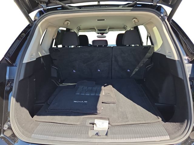 Used 2024 Nissan Rogue SV AWD/4WD image 19
