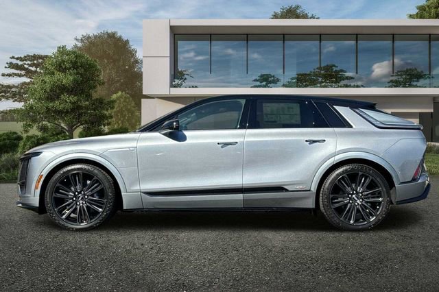 New 2026 Cadillac Lyriq V image 7