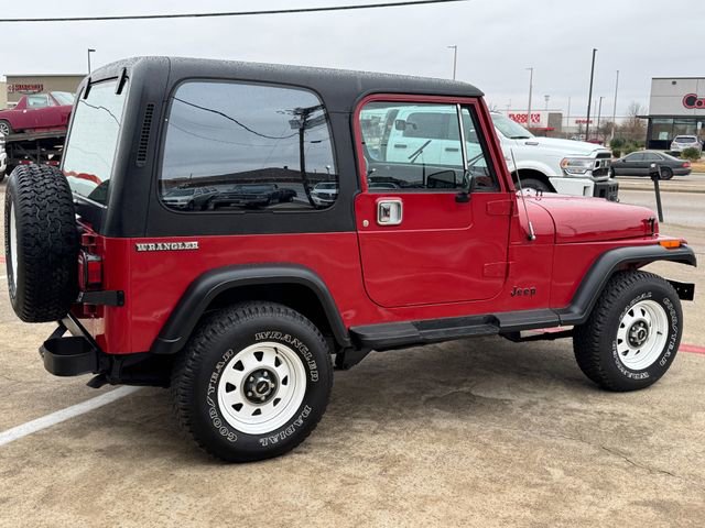 Used 1987 Jeep Wrangler Base image 9