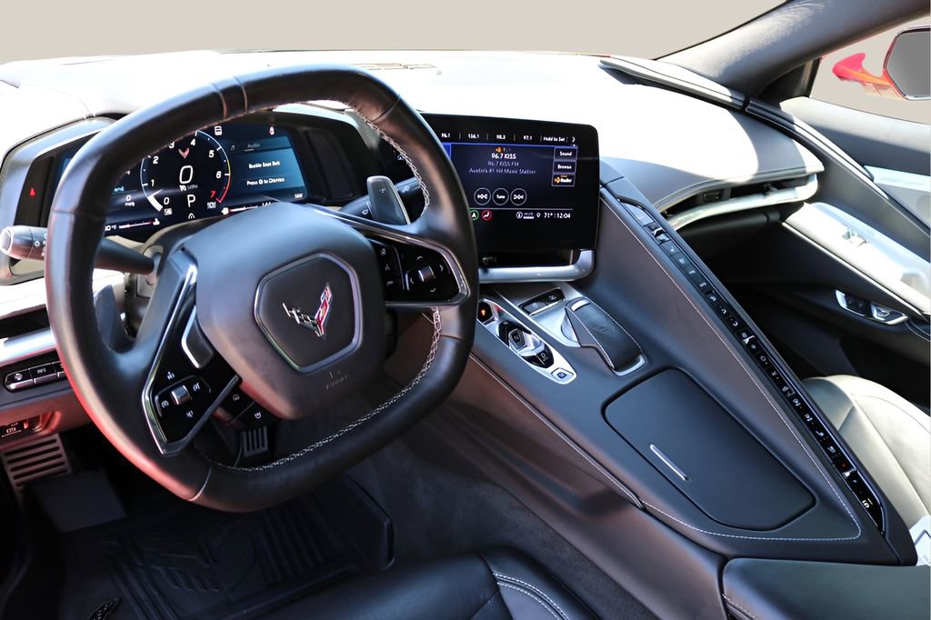 Used 2022 Chevrolet Corvette Stingray Preferred Cpe w/ 2LT RWD image 19