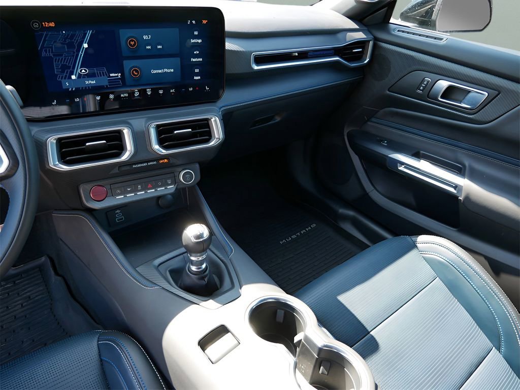Used 2025 Ford Mustang GT Premium image 15