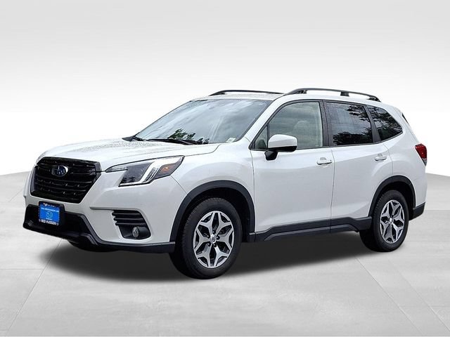 Used 2023 Subaru Forester Premium AWD/4WD image 3