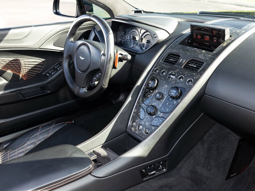 Used 2018 Aston Martin Vanquish S RWD image 53