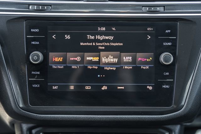 Used 2018 Volkswagen Tiguan SE image 20