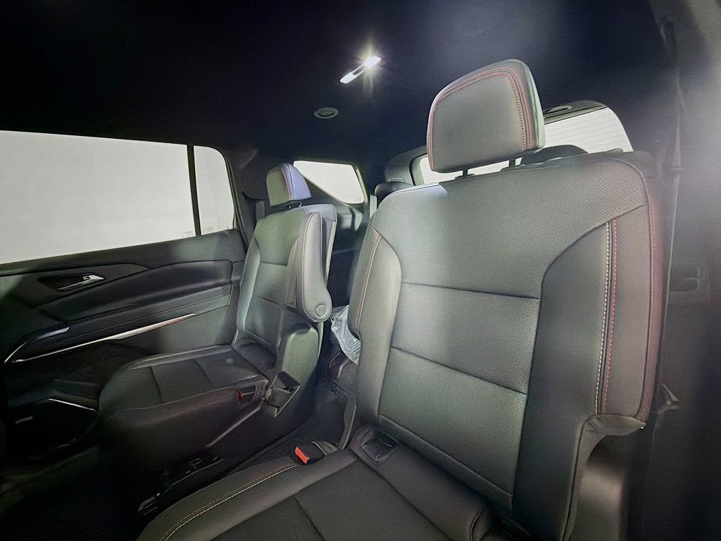 New 2026 Chevrolet Traverse Z71 w/ Enhanced Driving Package AWD/4WD image 18