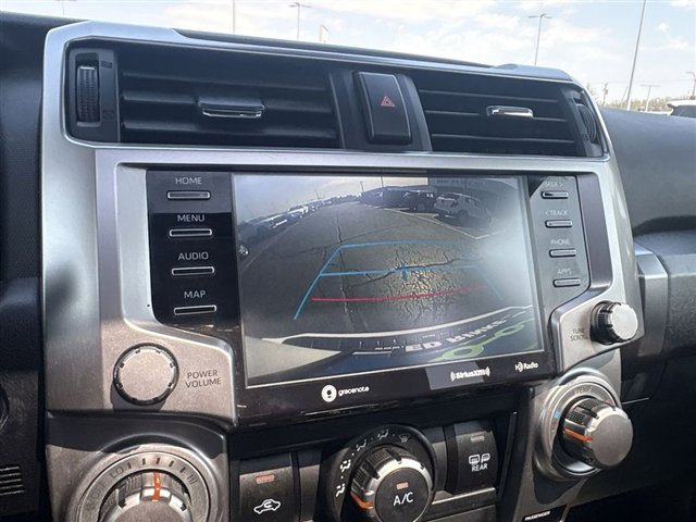 Used 2020 Toyota 4Runner SR5 Premium w/ Moonroof Package AWD/4WD image 15