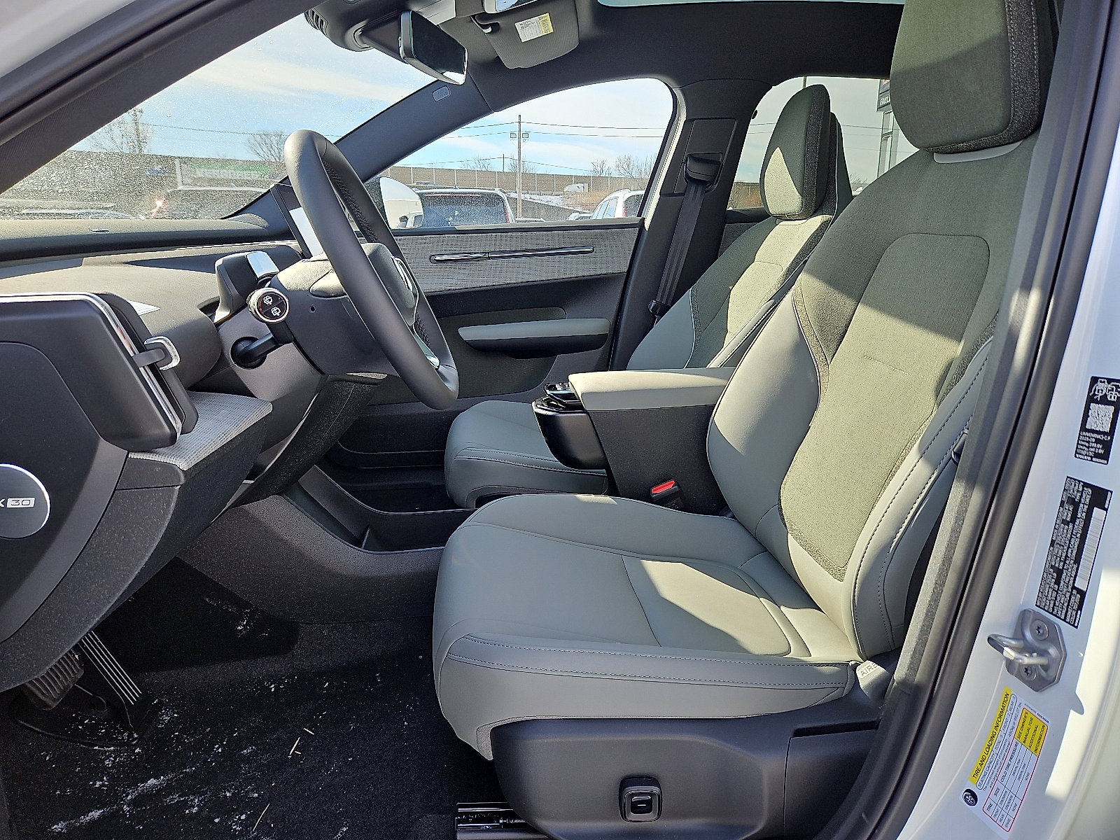 New 2026 Volvo EX30 Cross Country Ultra w/ Protection Package Premier AWD/4WD image 11