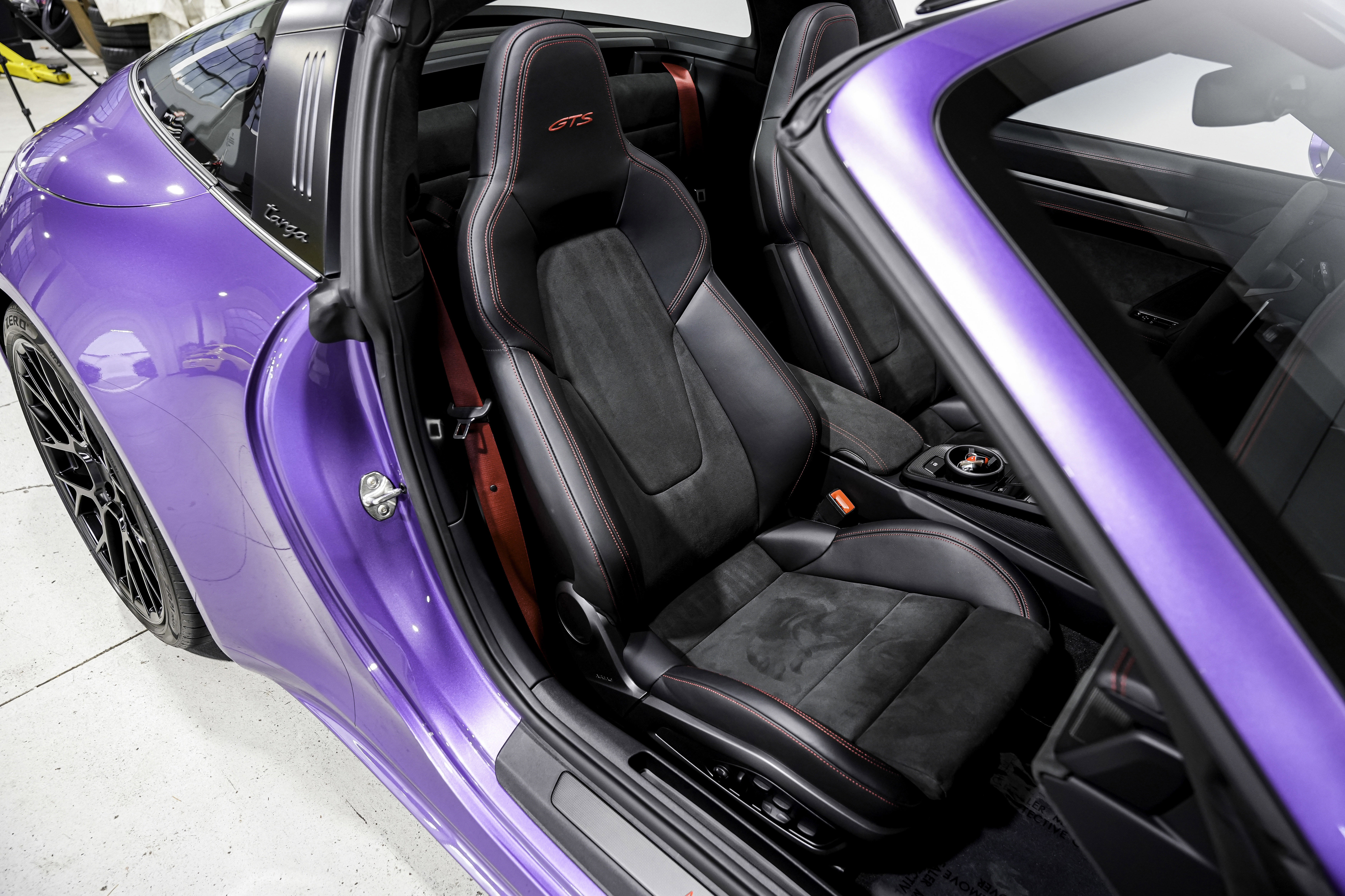 Used 2024 Porsche 911 Targa 4 GTS image 29