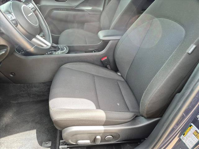 Used 2025 Hyundai Kona SEL FWD image 13