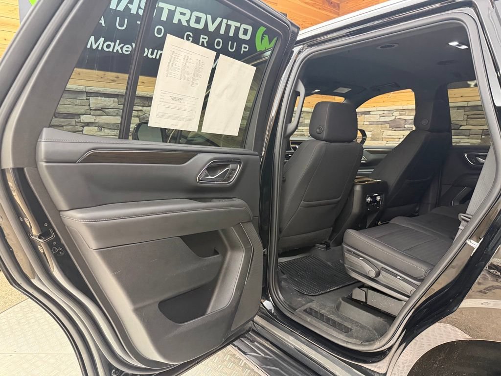 Used 2022 GMC Yukon SLE AWD/4WD image 39