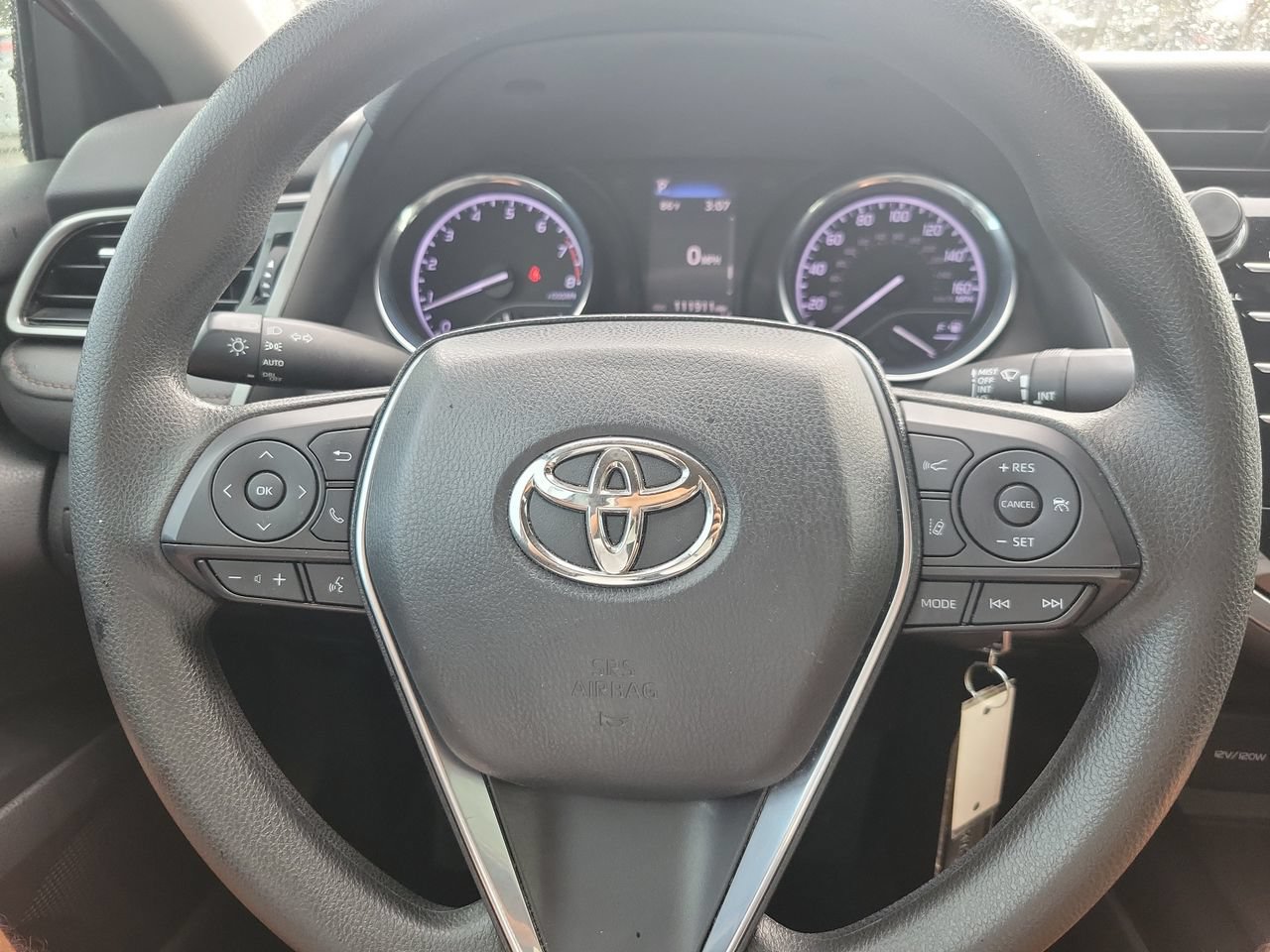 Used 2020 Toyota Camry LE FWD image 13