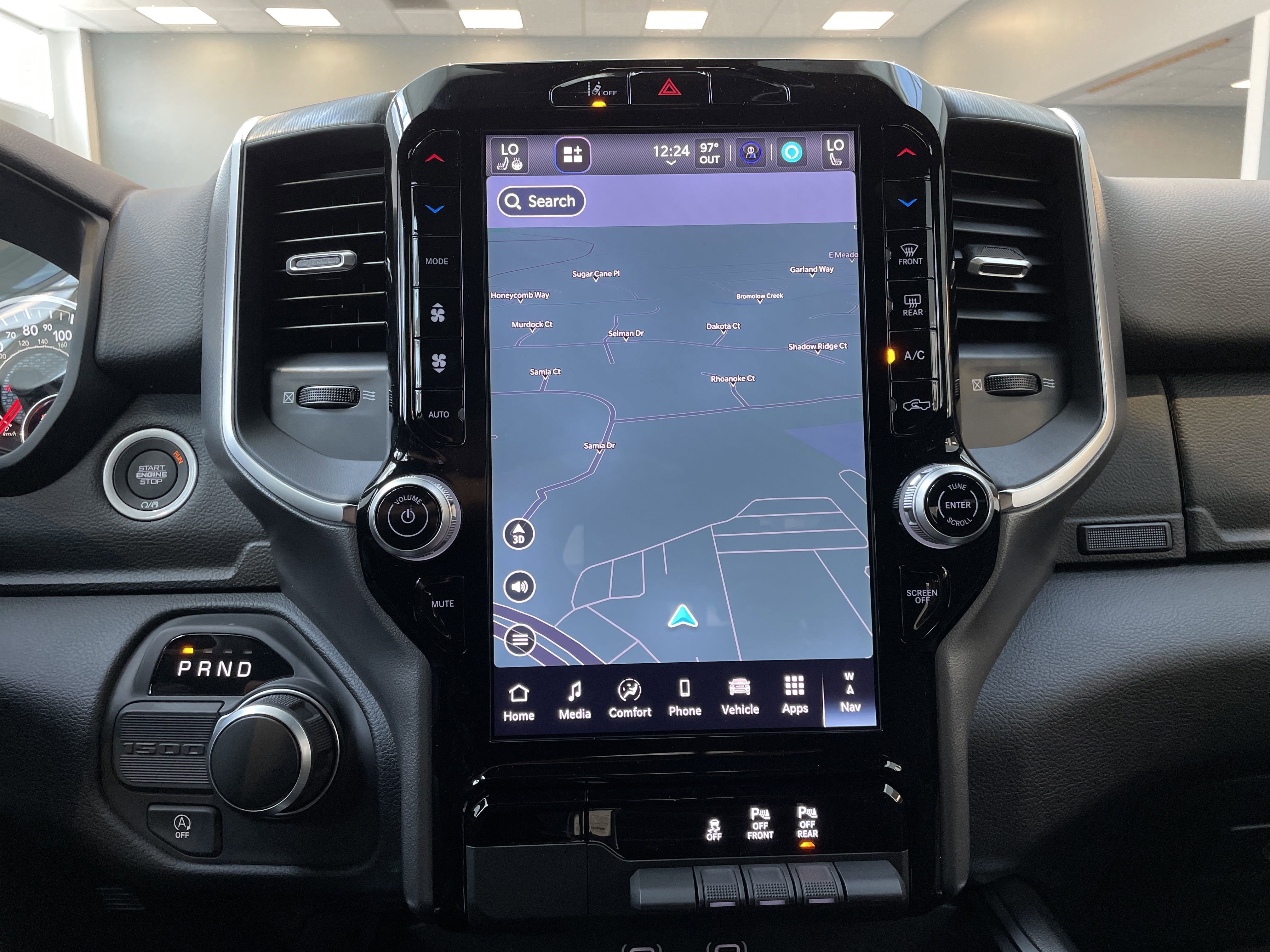 Certified 2025 RAM 1500 Big Horn image 23