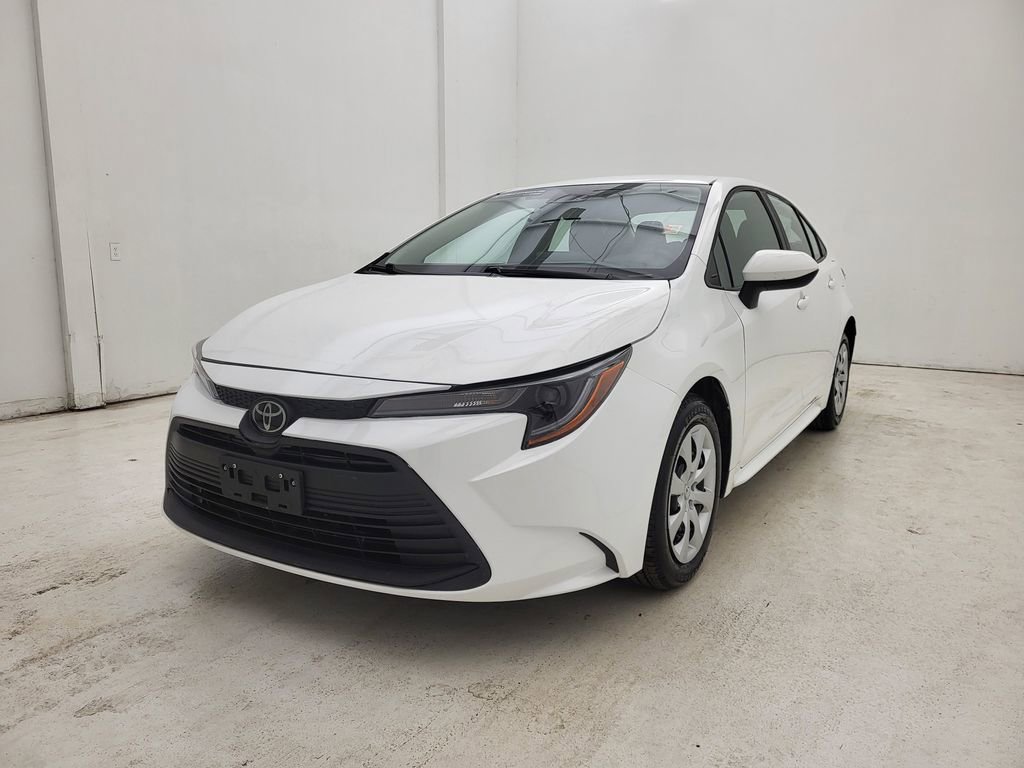 Used 2024 Toyota Corolla LE image 15