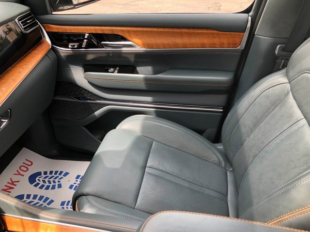 Used 2022 Jeep Grand Wagoneer Series II w/ Convenience Group III image 17