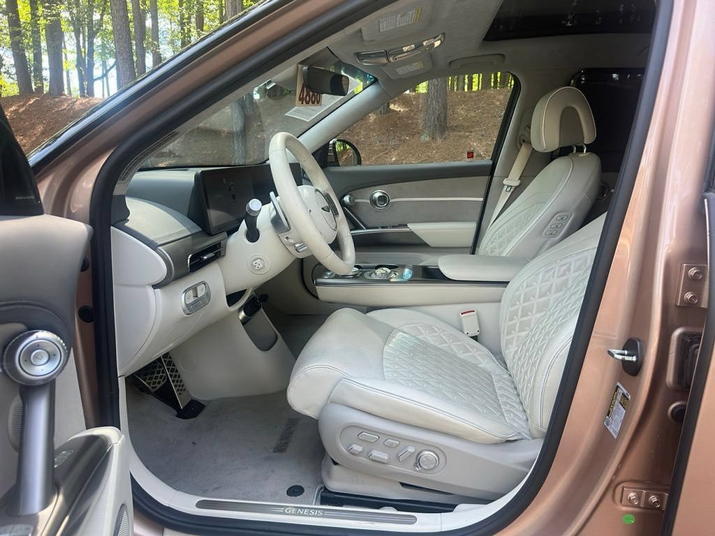 Used 2023 Genesis GV60 Performance AWD/4WD image 7