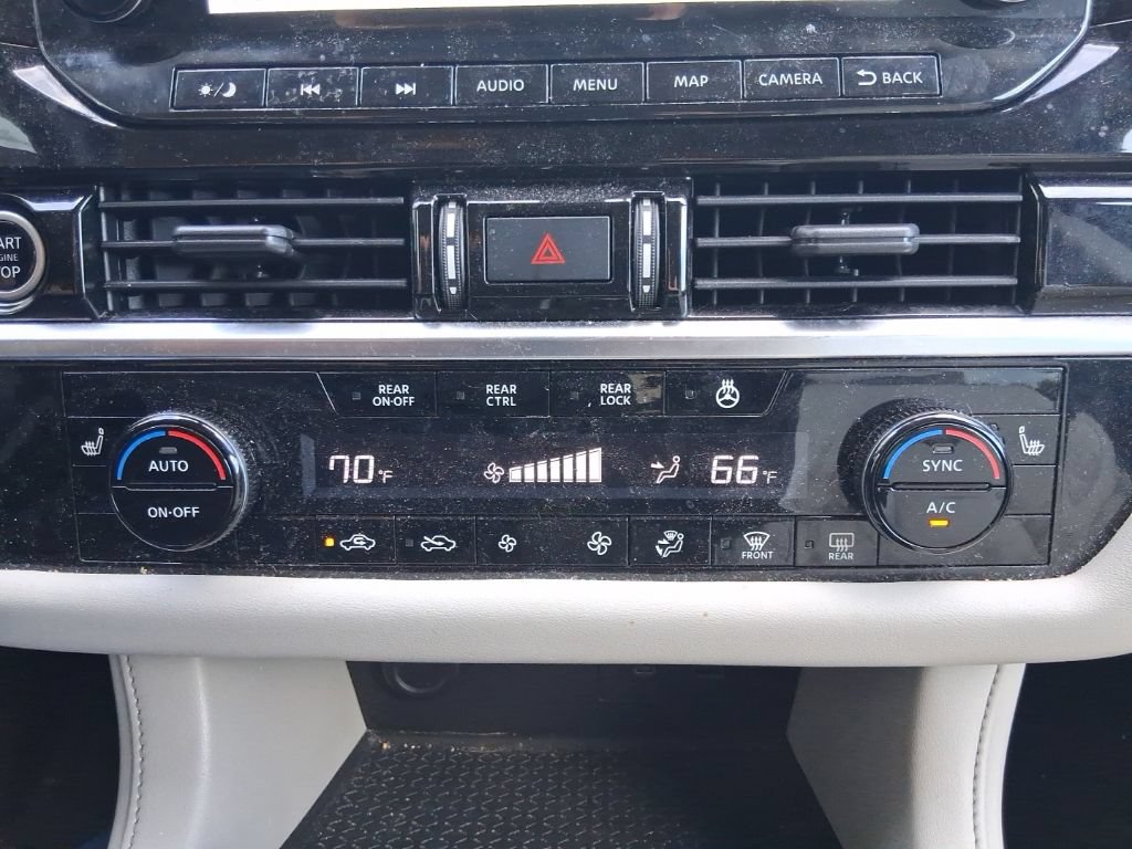Used 2022 Nissan Pathfinder SL w/ Lighting Package (N92) AWD/4WD image 21