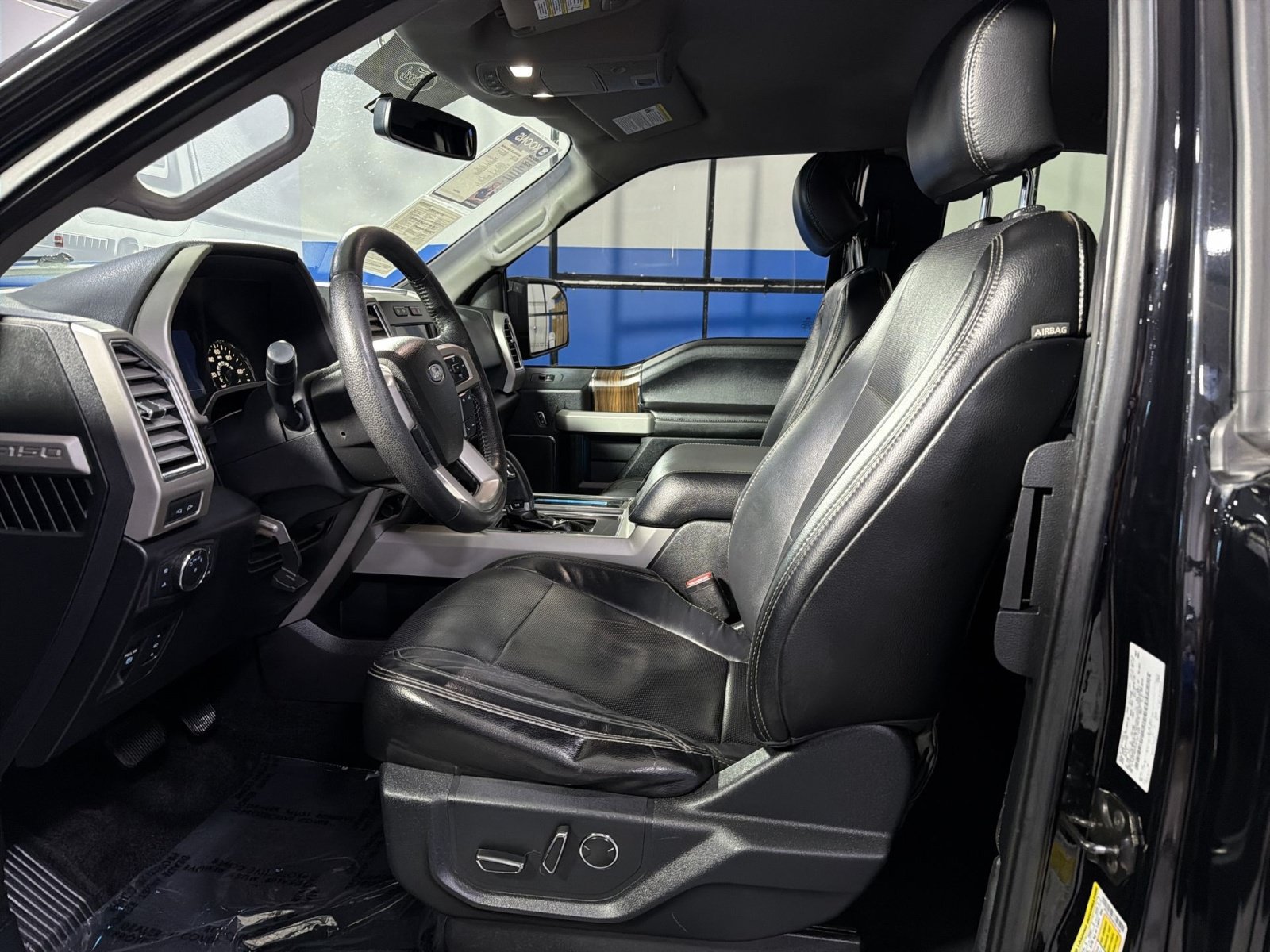 Used 2016 Ford F150 Lariat w/ Equipment Group 501A Mid AWD/4WD image 24