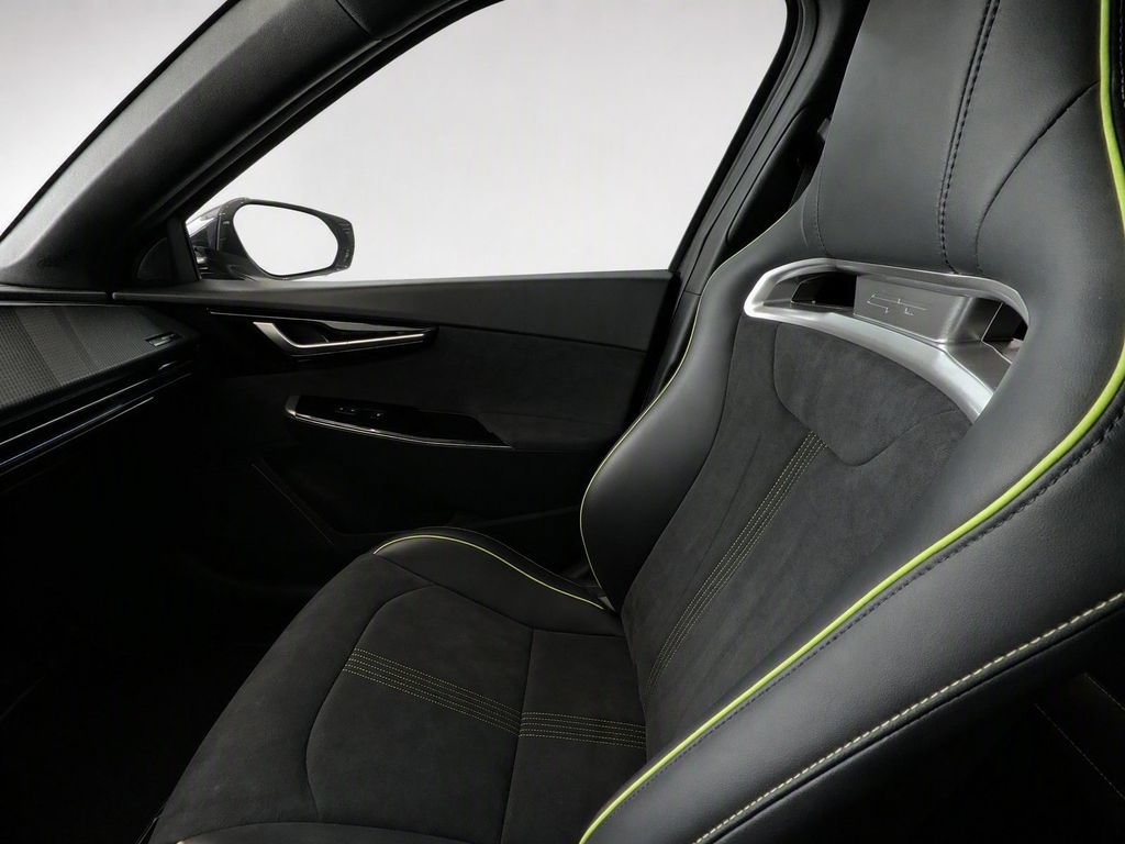 Certified 2023 Kia EV6 GT AWD/4WD image 30