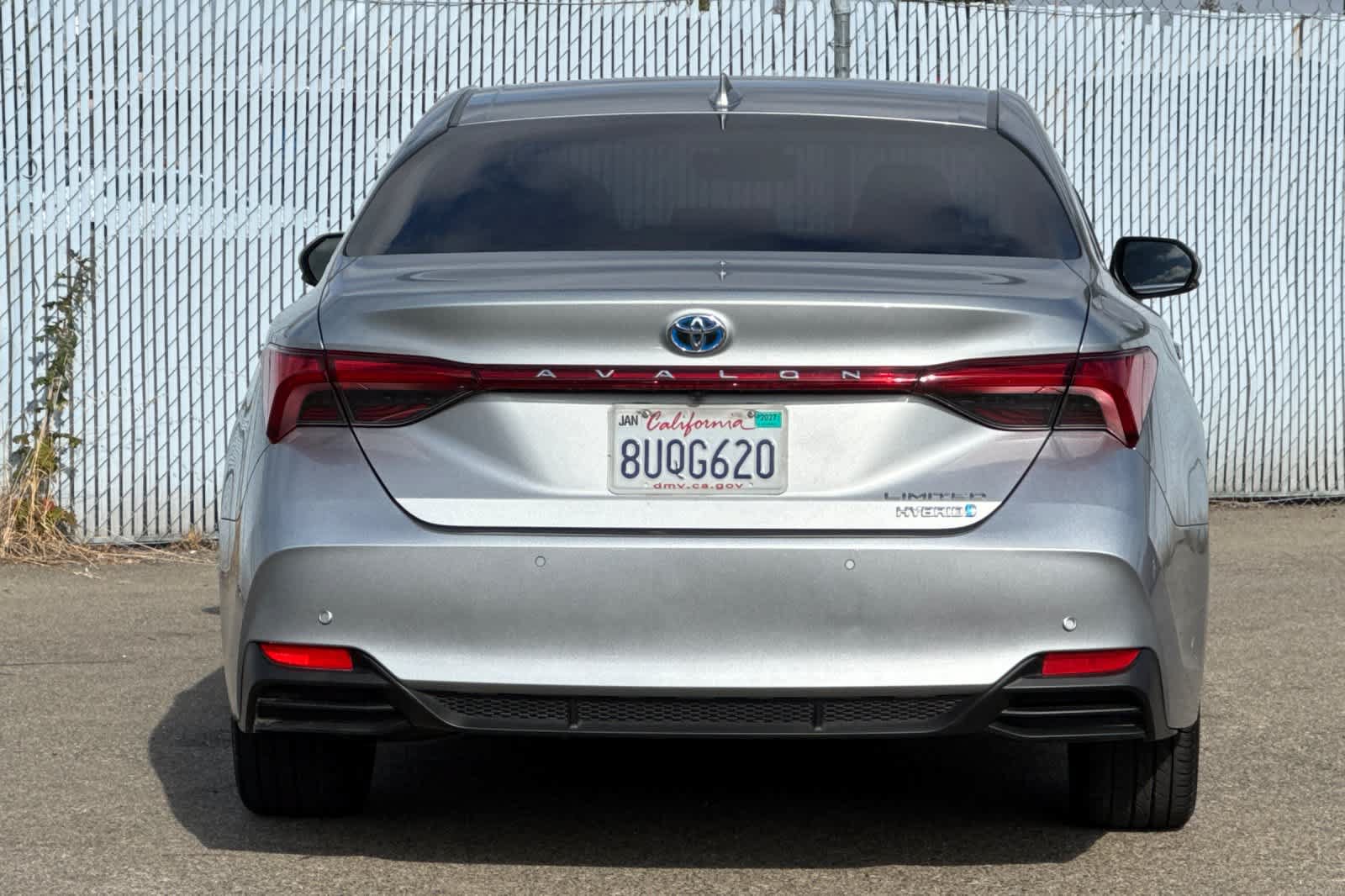 Used 2021 Toyota Avalon Limited w/ Advanced Safety Package FWD image 4