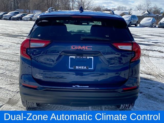 Certified 2023 GMC Terrain SLE w/ Driver Convenience Package image 4