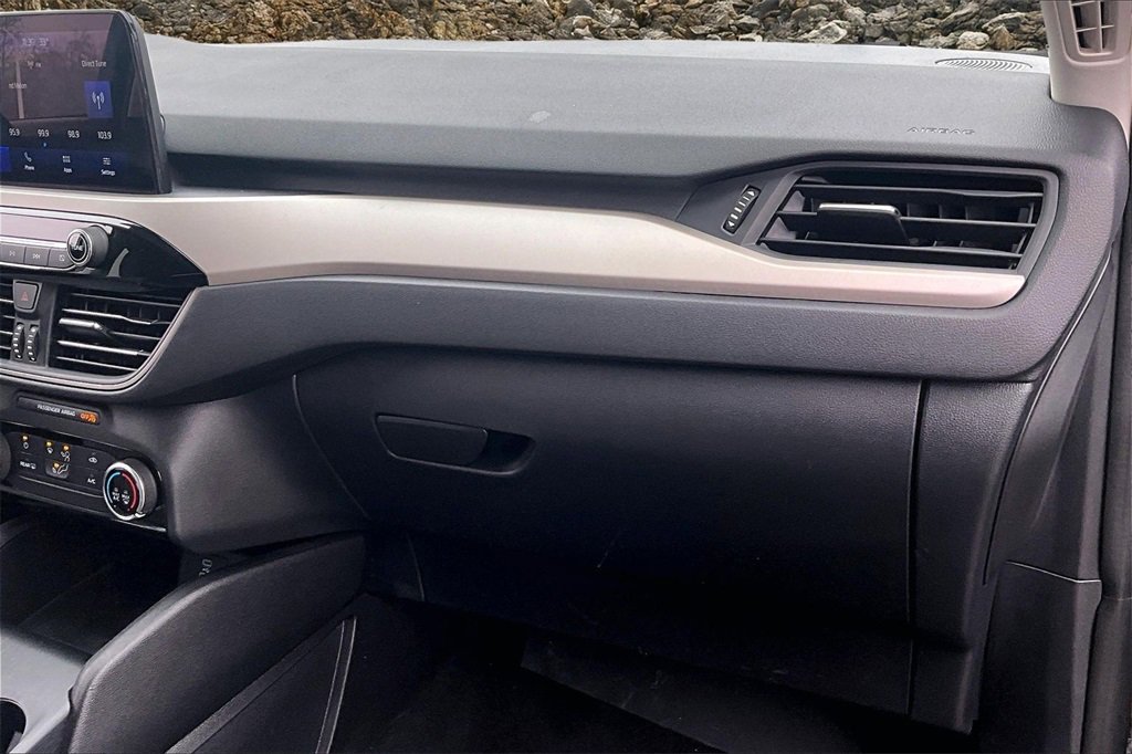 Used 2022 Ford Escape SE image 14