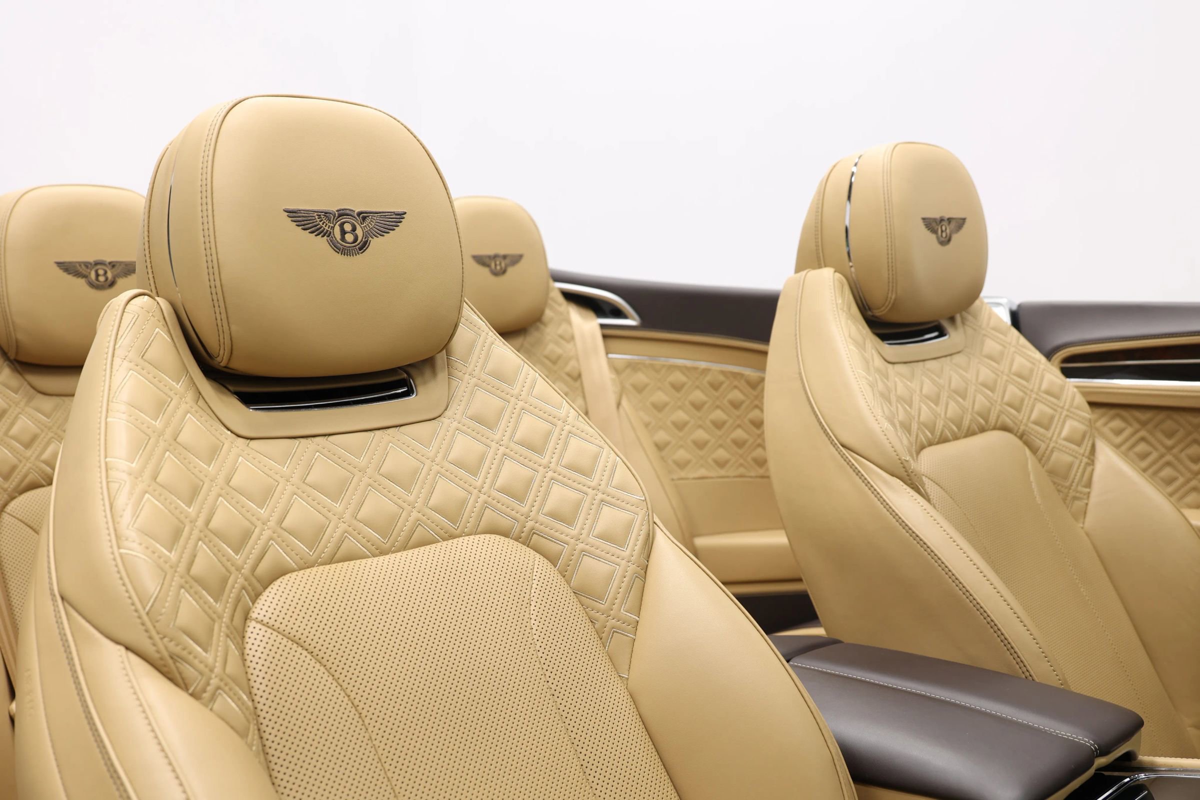 Used 2021 Bentley Continental GT image 88