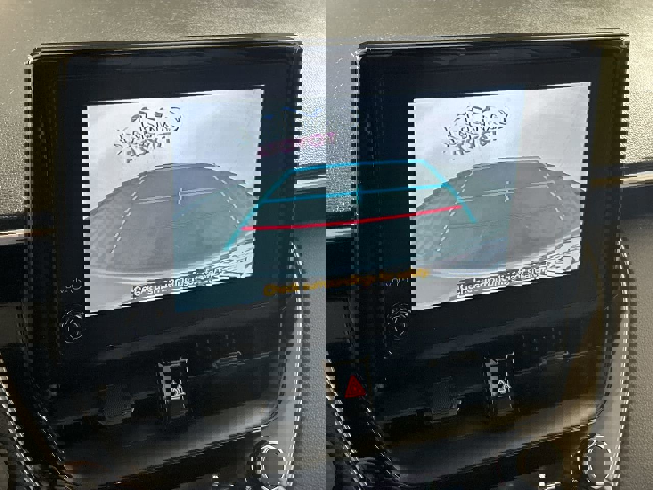 Used 2024 Toyota Corolla Cross SE w/ Moonroof Package image 17