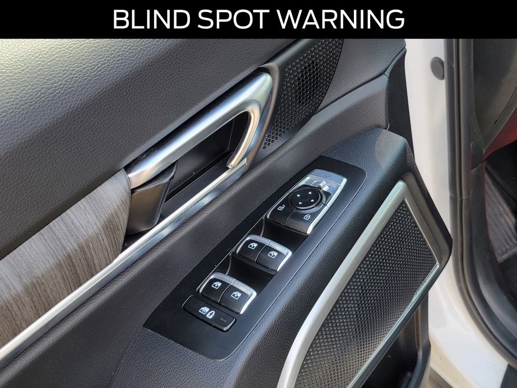 Used 2024 Kia Telluride EX w/ EX Captain's Chair Package image 21
