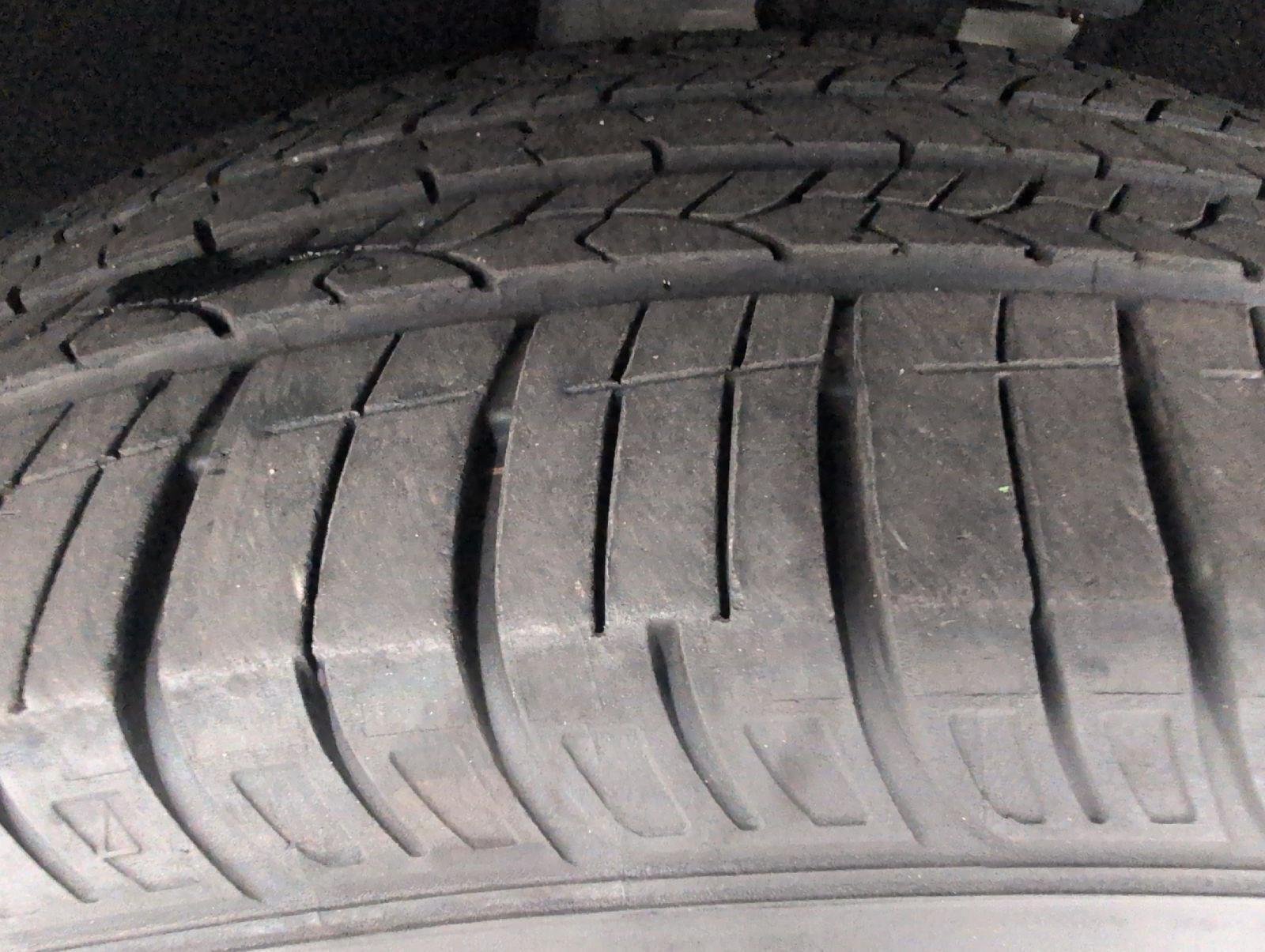 Used 2023 Buick Enclave Essence w/ LPO, Floor Liner Package AWD/4WD image 4