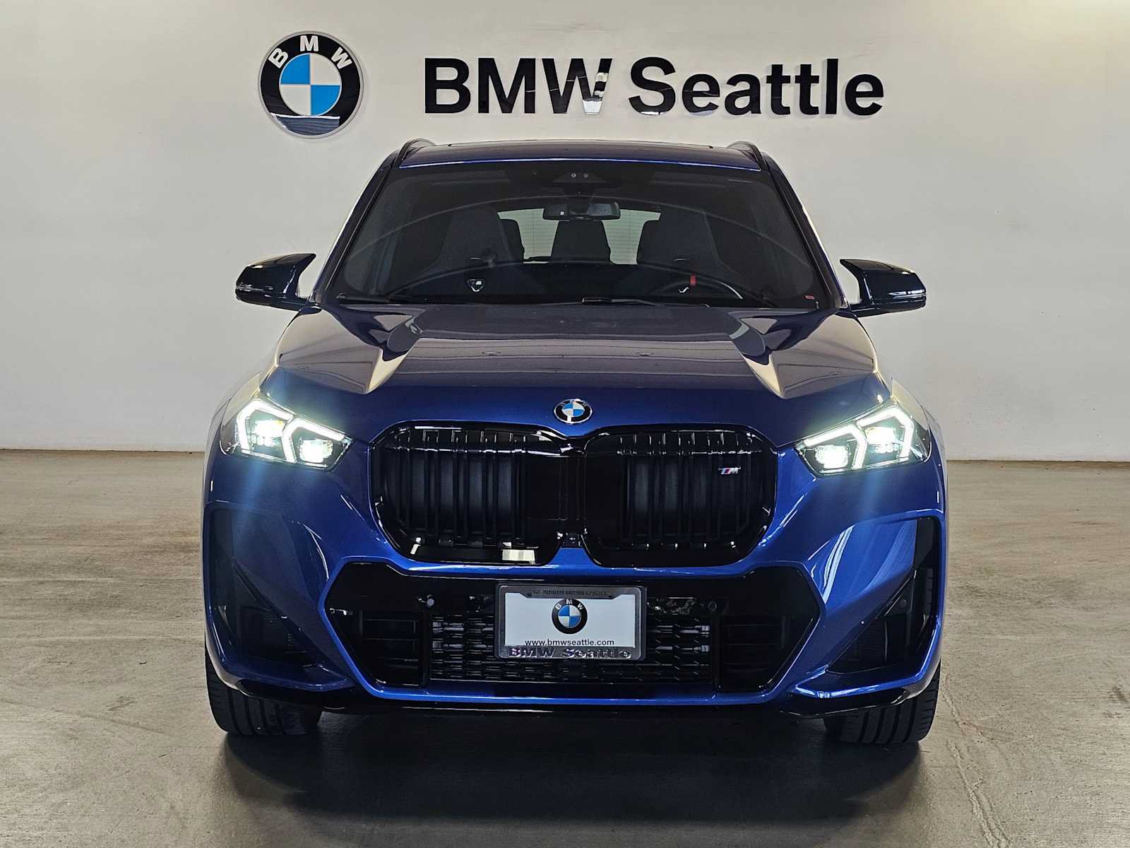 Used 2025 BMW X1 M35i w/ Premium Package AWD/4WD image 6