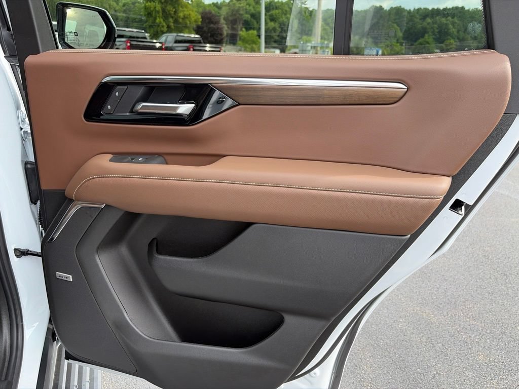 New 2026 Chevrolet Tahoe High Country AWD/4WD image 40